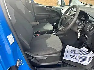 Used 2019 Ford Courier Blue - Interior and Exterior details 10