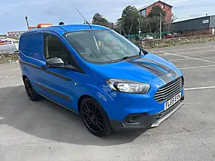 Used 2019 Ford Courier Blue - Interior and Exterior details 3