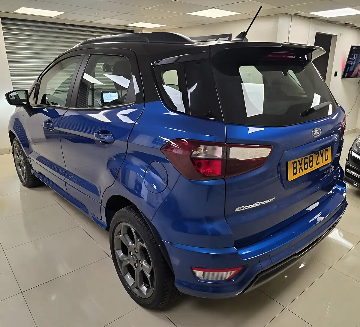 Used 2019 Ford Ecosport ST-Line Blue - Interior and Exterior details 3