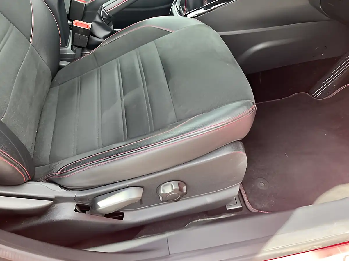 Used 2019 Ford Ecosport ST-Line Race Red - Interior and Exterior details 7