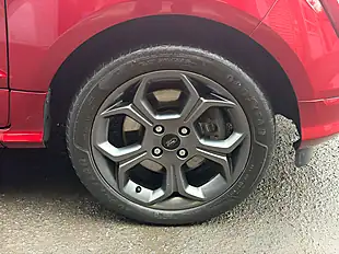 Used 2019 Ford Ecosport ST-Line Red - Interior and Exterior details 10
