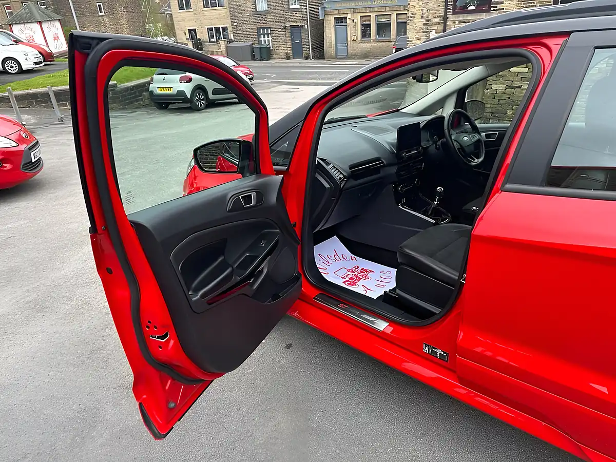 Used 2019 Ford Ecosport ST-Line Red - Interior and Exterior details 13