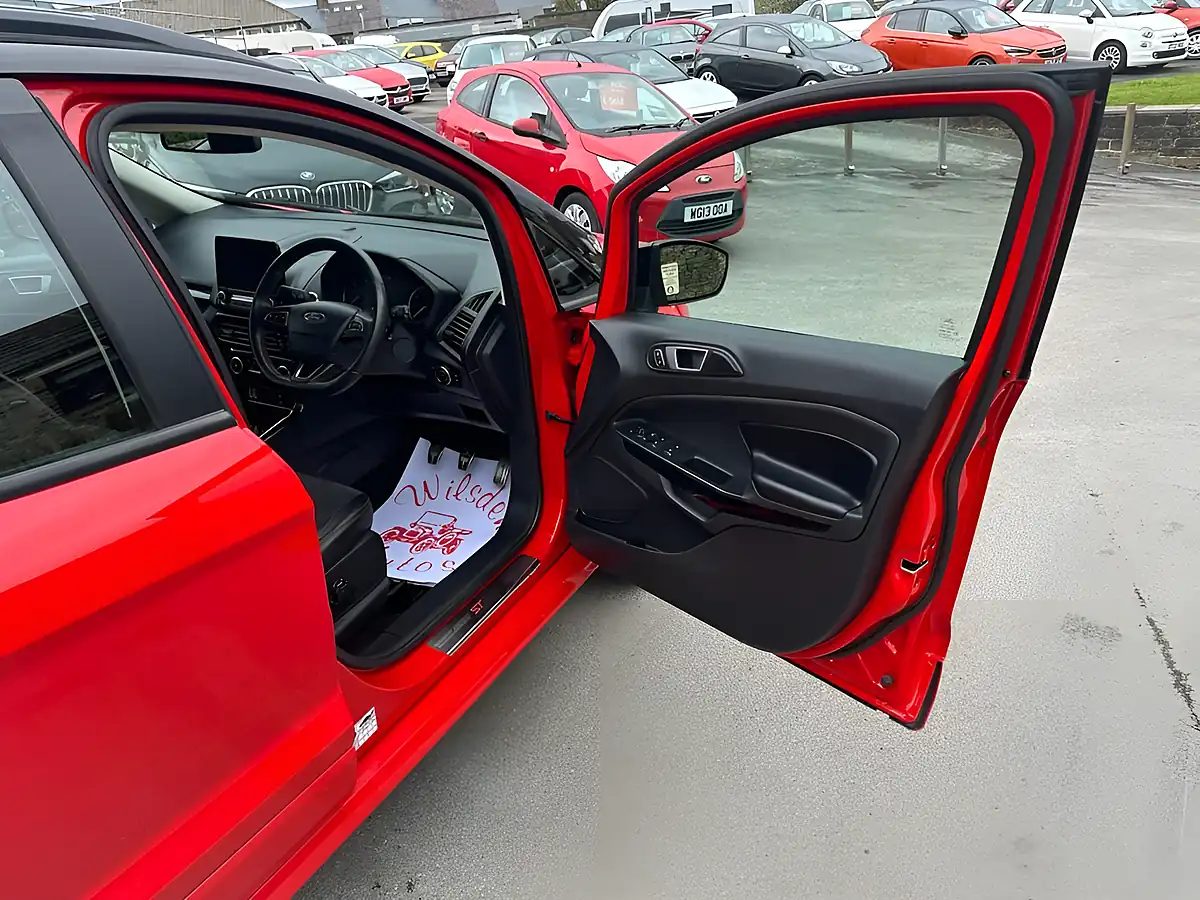 Used 2019 Ford Ecosport ST-Line Red - Interior and Exterior details 9