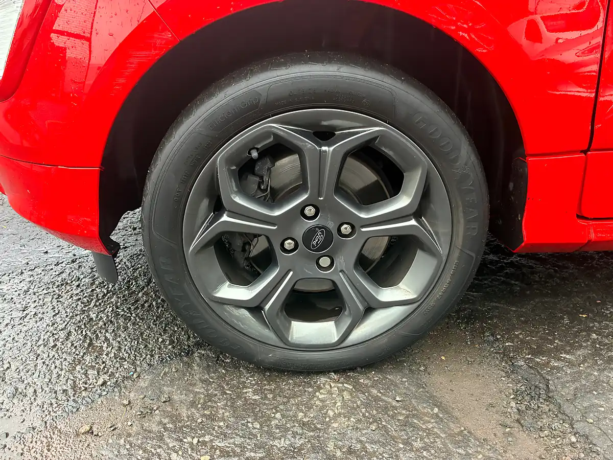 Used 2019 Ford Ecosport ST-Line Red - Interior and Exterior details 11