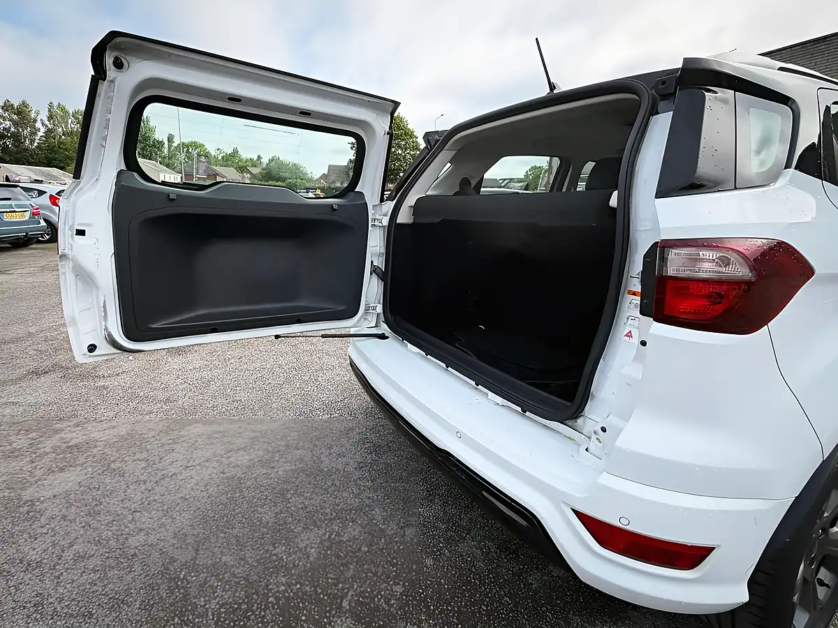 Used 2019 Ford Ecosport ST-Line White - Interior and Exterior details 10