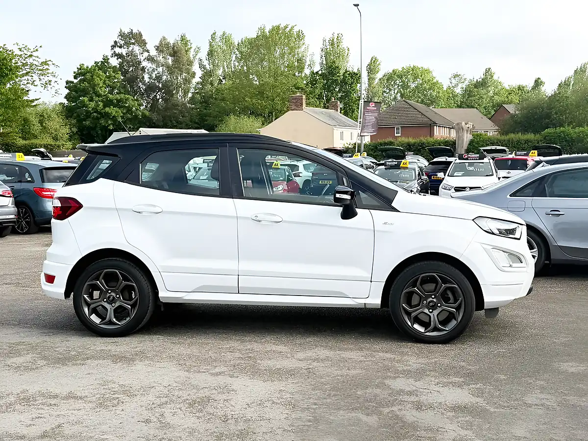 Used 2019 Ford Ecosport ST-Line White - Interior and Exterior details 17