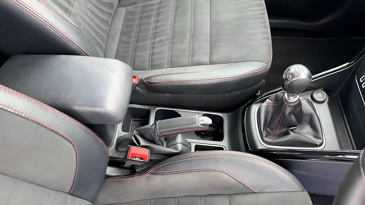 Used 2019 Ford Ecosport ST-Line White - Interior and Exterior details 15