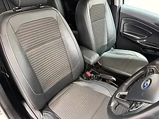 Used 2019 Ford Ecosport Titanium White - Interior and Exterior details 14