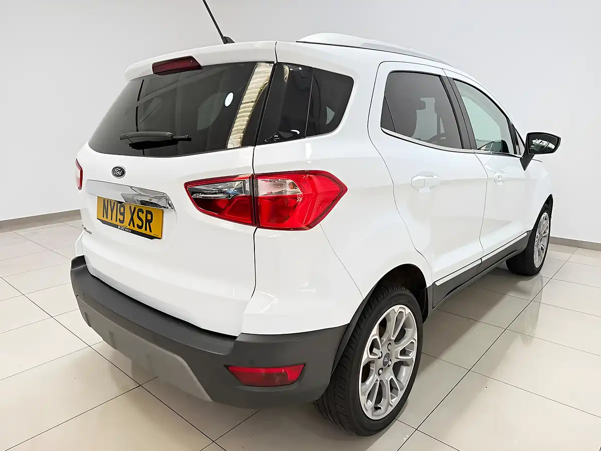 Used 2019 Ford Ecosport Titanium White - Interior and Exterior details 9