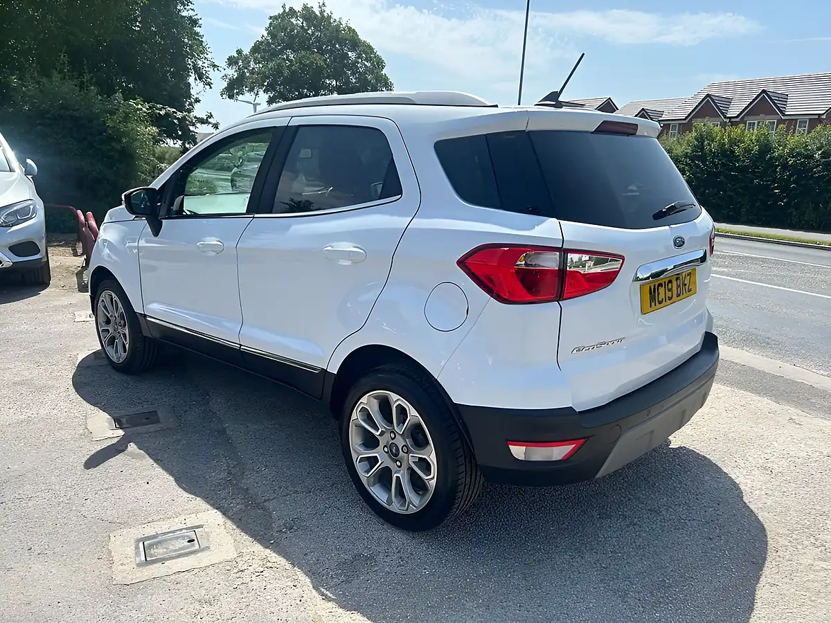 Used 2019 Ford Ecosport Titanium White - Interior and Exterior details 2