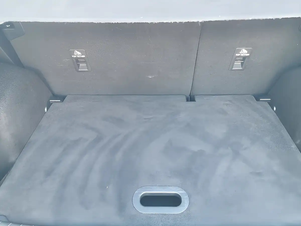 Used 2019 Ford Ecosport Zetec Moondust Silver - Interior and Exterior details 12