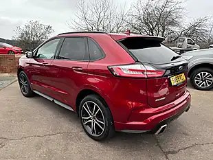 Used 2019 Ford Edge ST-Line Red - Interior and Exterior details 12