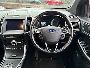 Used 2019 Ford Edge ST-Line Red - Interior and Exterior details 14