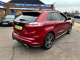 Used 2019 Ford Edge ST-Line Red - Interior and Exterior details 16