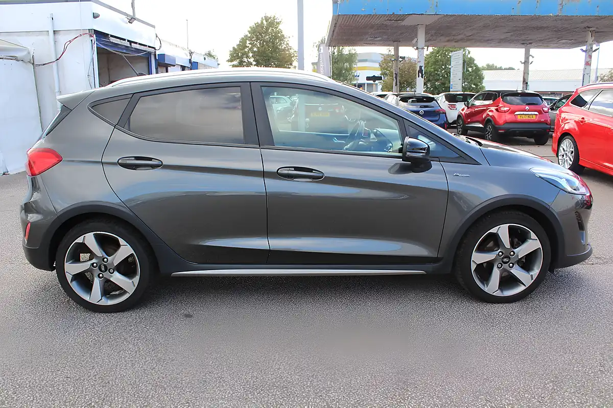 Used 2019 Ford Fiesta Active 1 Grey - Interior and Exterior details 9