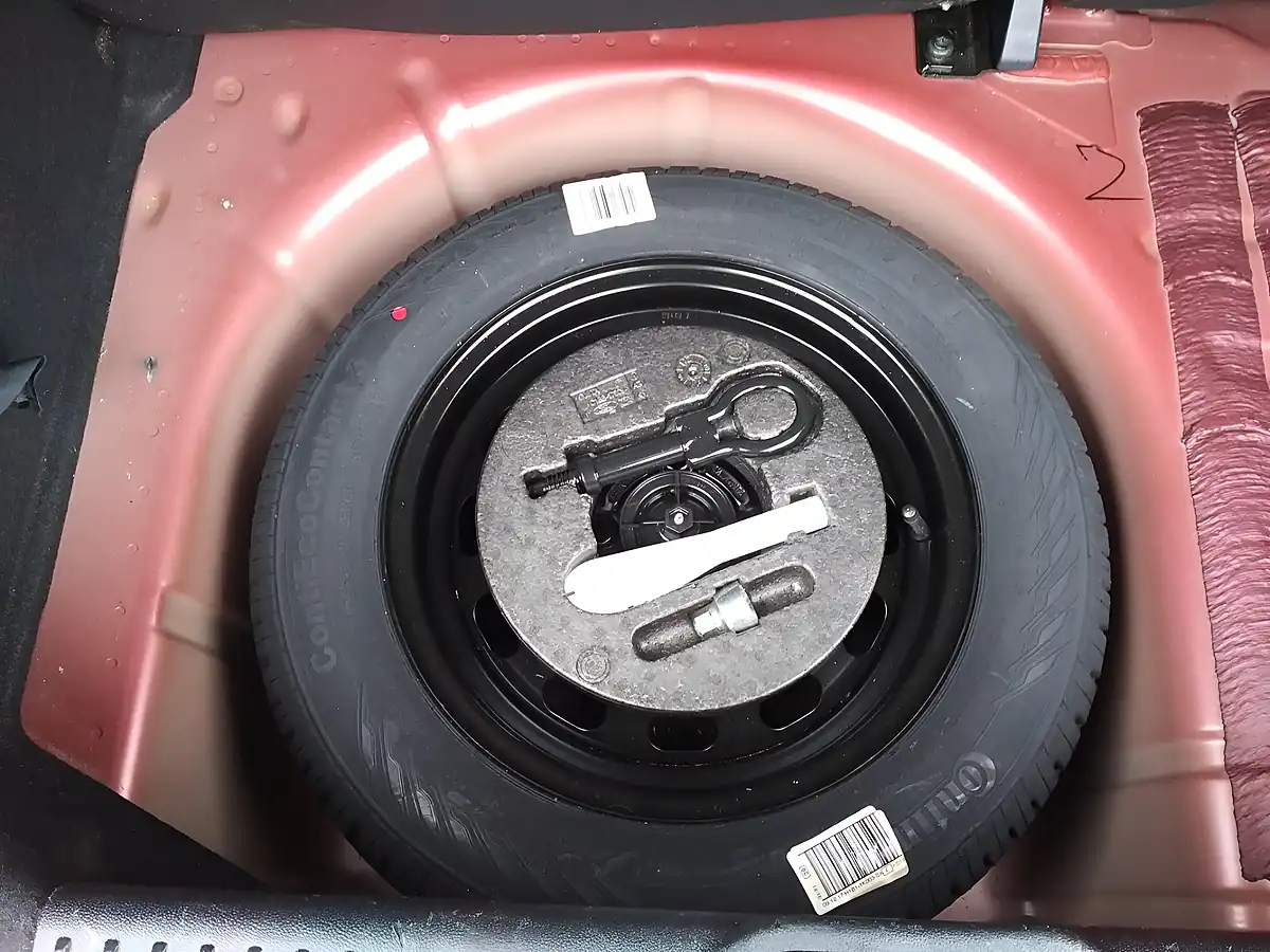 Used 2019 Ford Fiesta Active 1 Red - Interior and Exterior details 17