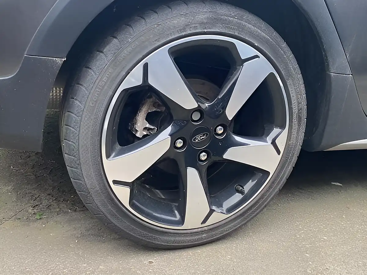 Used 2019 Ford Fiesta Active B and O Play Grey - Interior and Exterior details 11