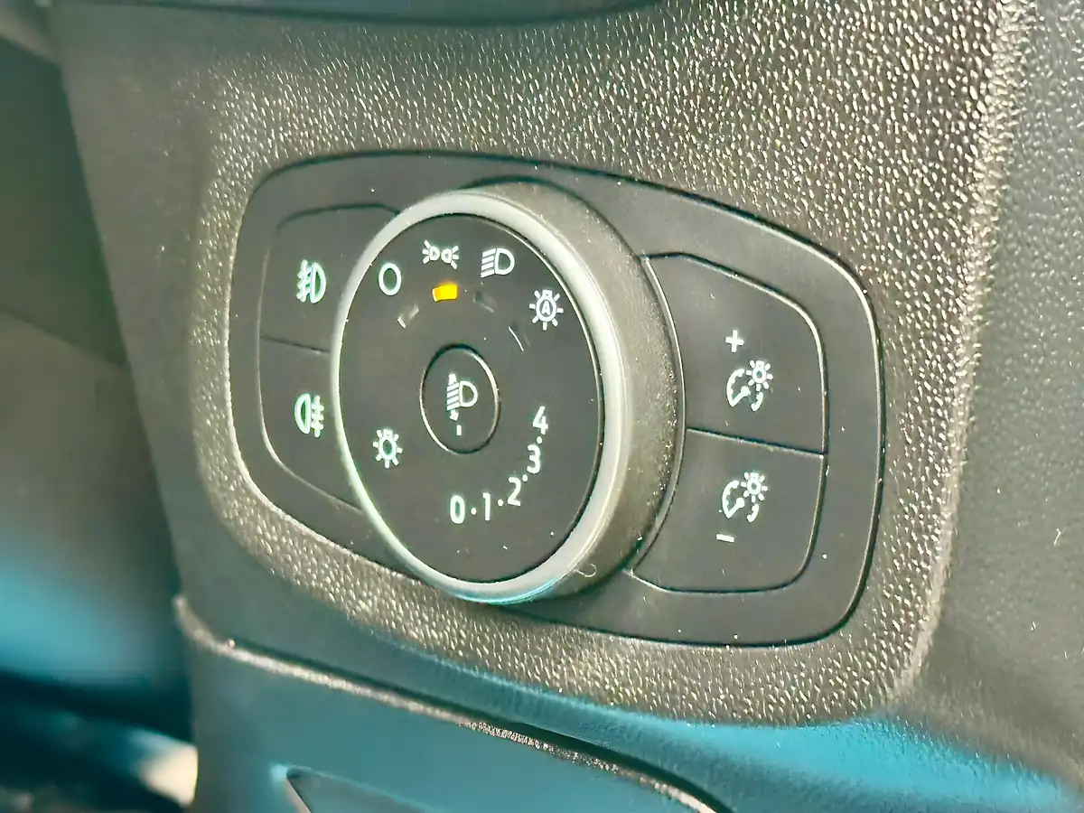Used 2019 Ford Fiesta Active X Silver - Interior and Exterior details 14