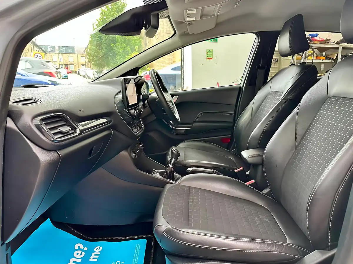 Used 2019 Ford Fiesta Active X Silver - Interior and Exterior details 17