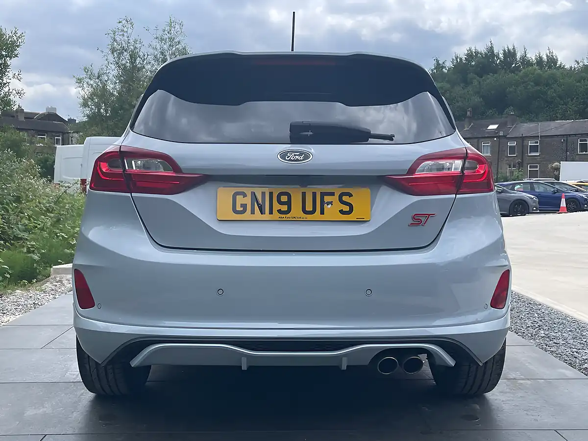 Used 2019 Ford Fiesta ST-2 Silver - Interior and Exterior details 14
