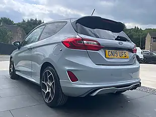Used 2019 Ford Fiesta ST-2 Silver - Interior and Exterior details 15