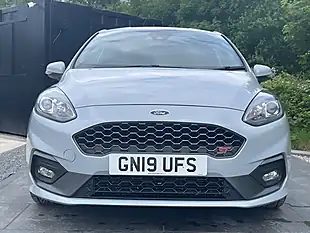 Used 2019 Ford Fiesta ST-2 Silver - Interior and Exterior details 2