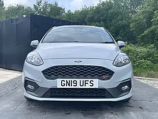 Used 2019 Ford Fiesta ST-2 Silver - Interior and Exterior details 7