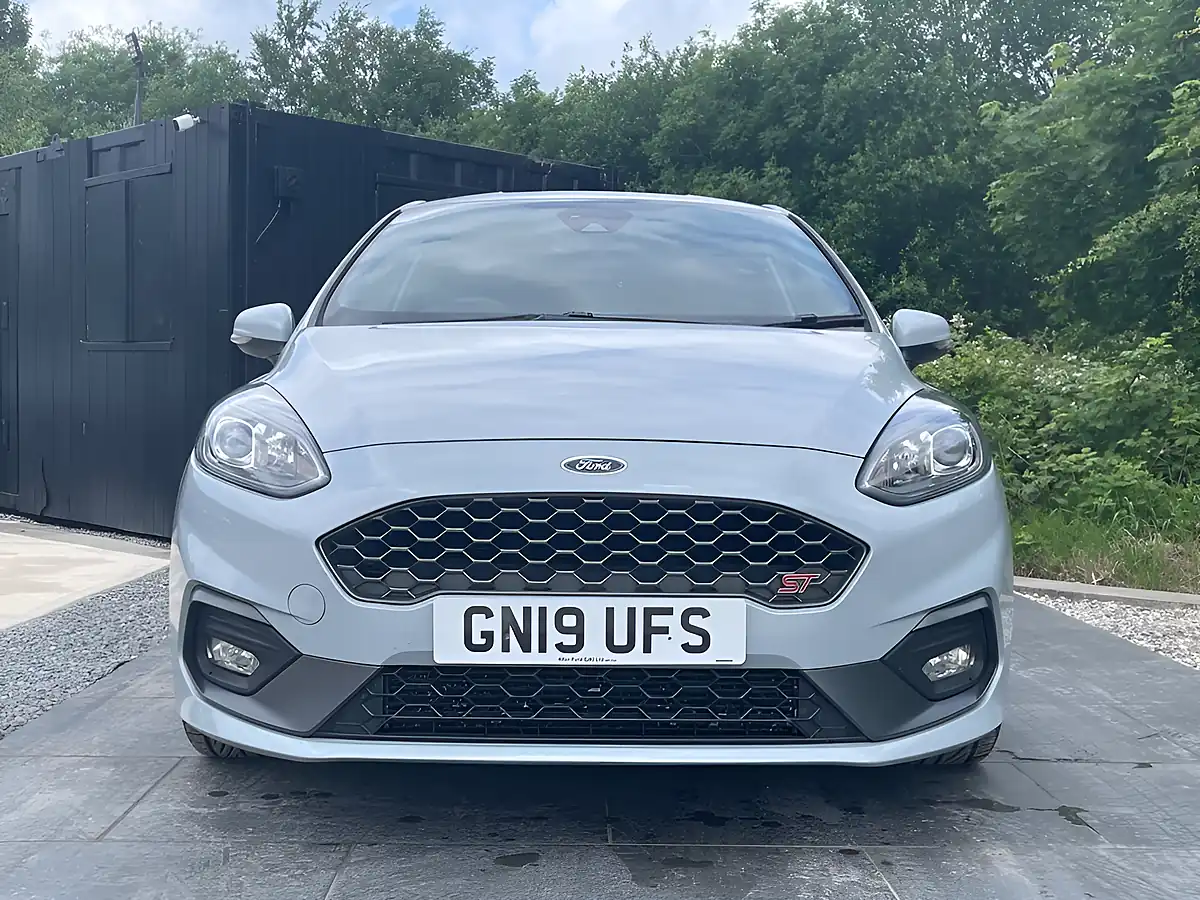 Used 2019 Ford Fiesta ST-2 Silver - Interior and Exterior details 7