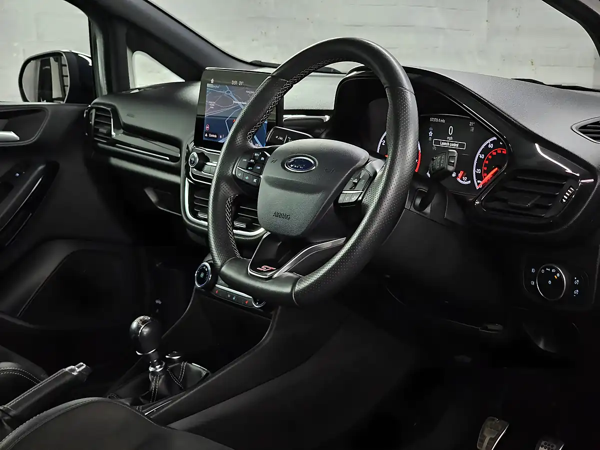 Used 2019 Ford Fiesta ST-3 Agate Black - Interior and Exterior details 11
