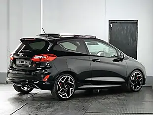 Used 2019 Ford Fiesta ST-3 Agate Black - Interior and Exterior details 9