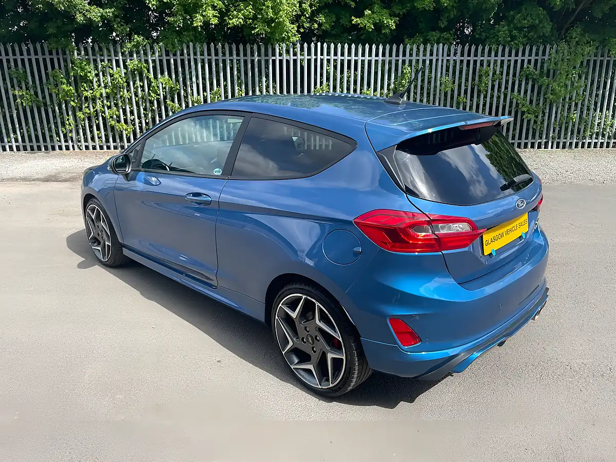 Used 2019 Ford Fiesta ST-3 Blue - Interior and Exterior details 6