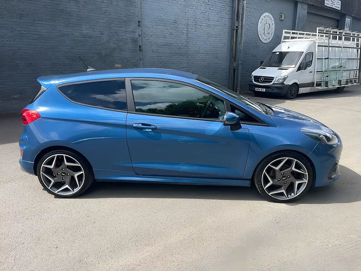 Used 2019 Ford Fiesta ST-3 Blue - Interior and Exterior details 7