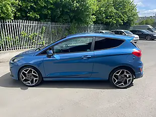 Used 2019 Ford Fiesta ST-3 Blue - Interior and Exterior details 9