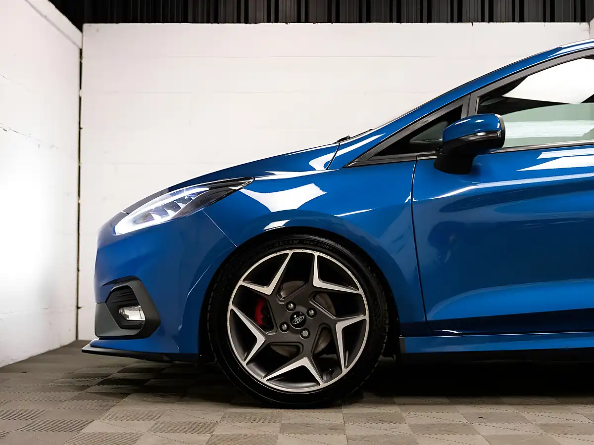 Used 2019 Ford Fiesta ST-3 Blue - Interior and Exterior details 14