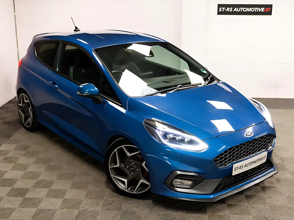 Used 2019 Ford Fiesta ST-3 Blue - Interior and Exterior details 6