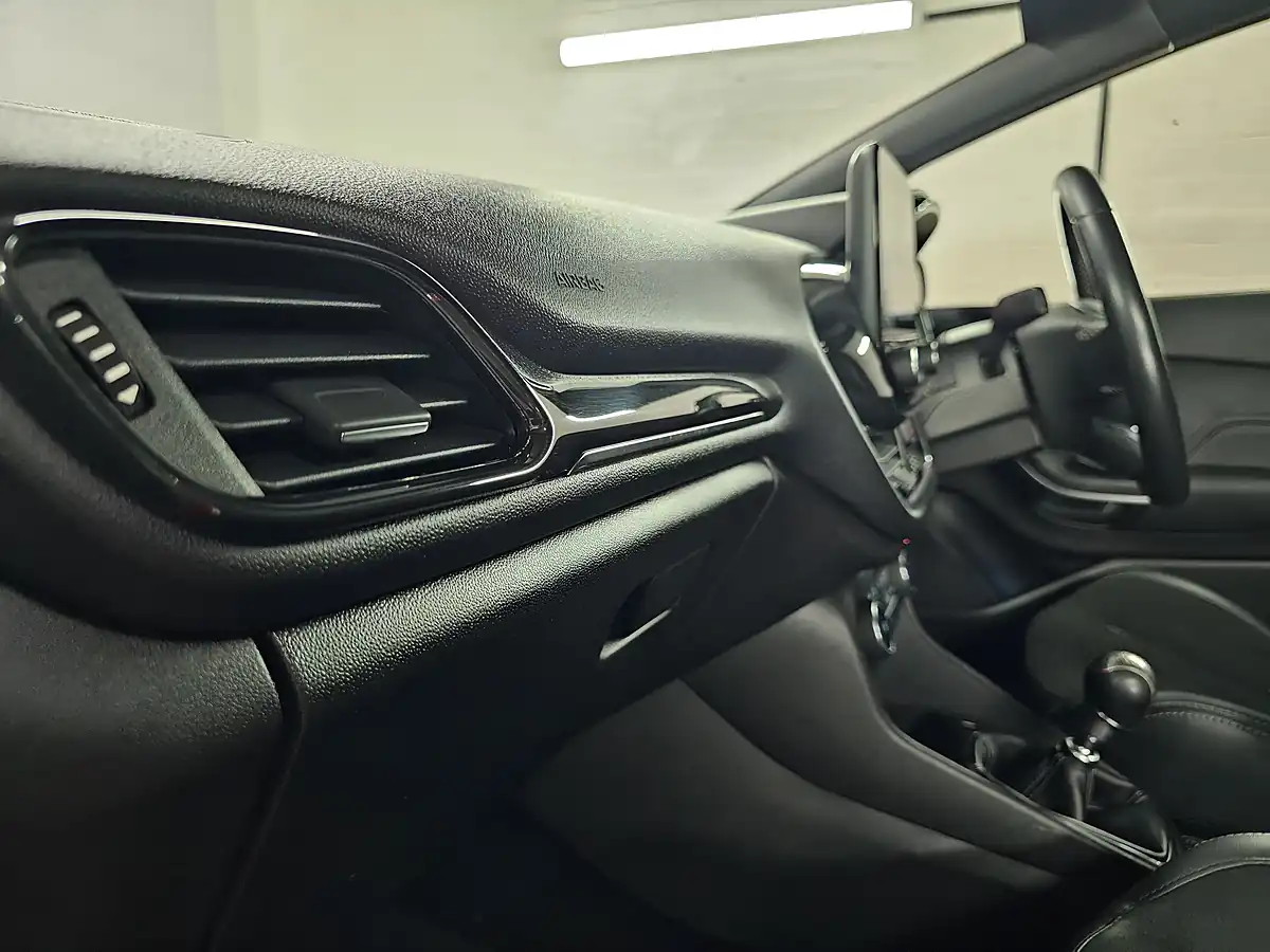 Used 2019 Ford Fiesta ST-3 Performance Blue - Interior and Exterior details 10