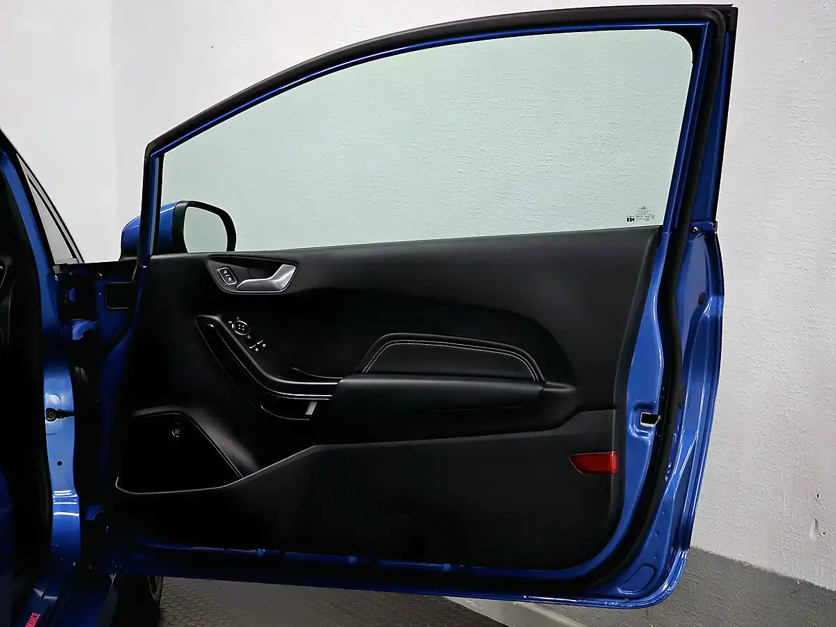Used 2019 Ford Fiesta ST-3 Performance Blue - Interior and Exterior details 16