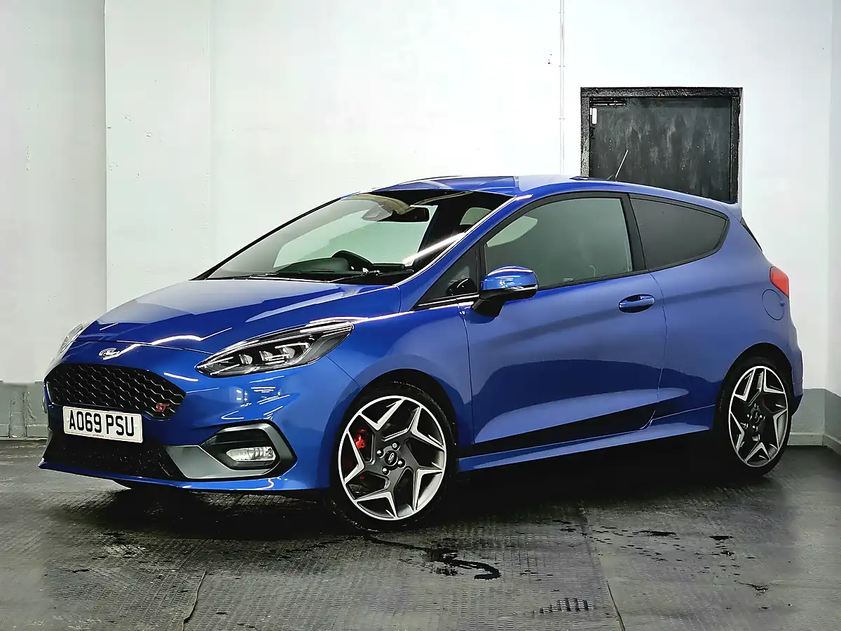 Used 2019 Ford Fiesta ST-3 Performance Blue - Interior and Exterior details 2