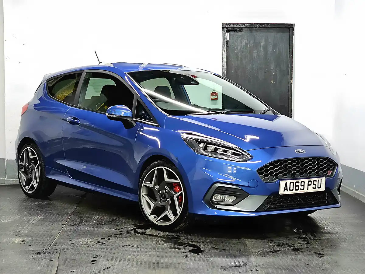 Used 2019 Ford Fiesta ST-3 Performance Blue - Interior and Exterior details 6