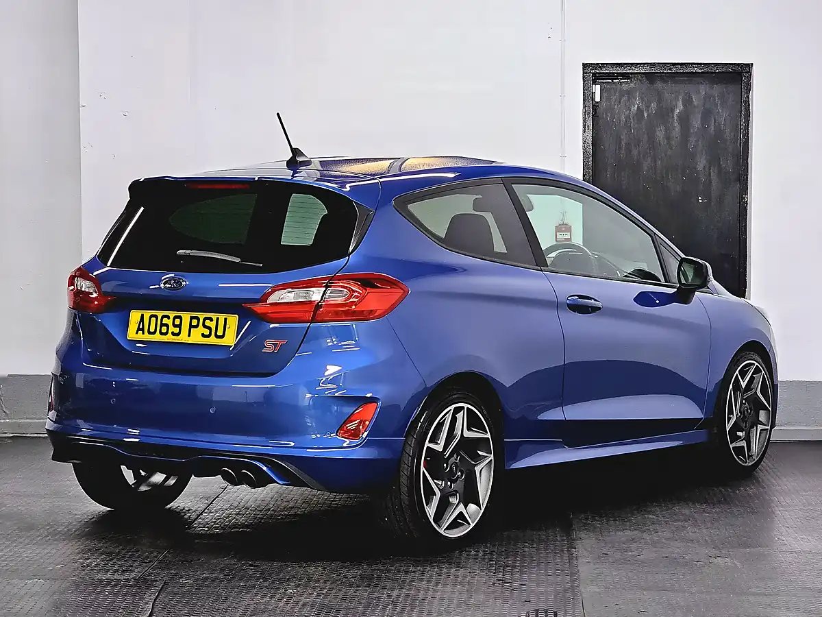 Used 2019 Ford Fiesta ST-3 Performance Blue - Interior and Exterior details 9