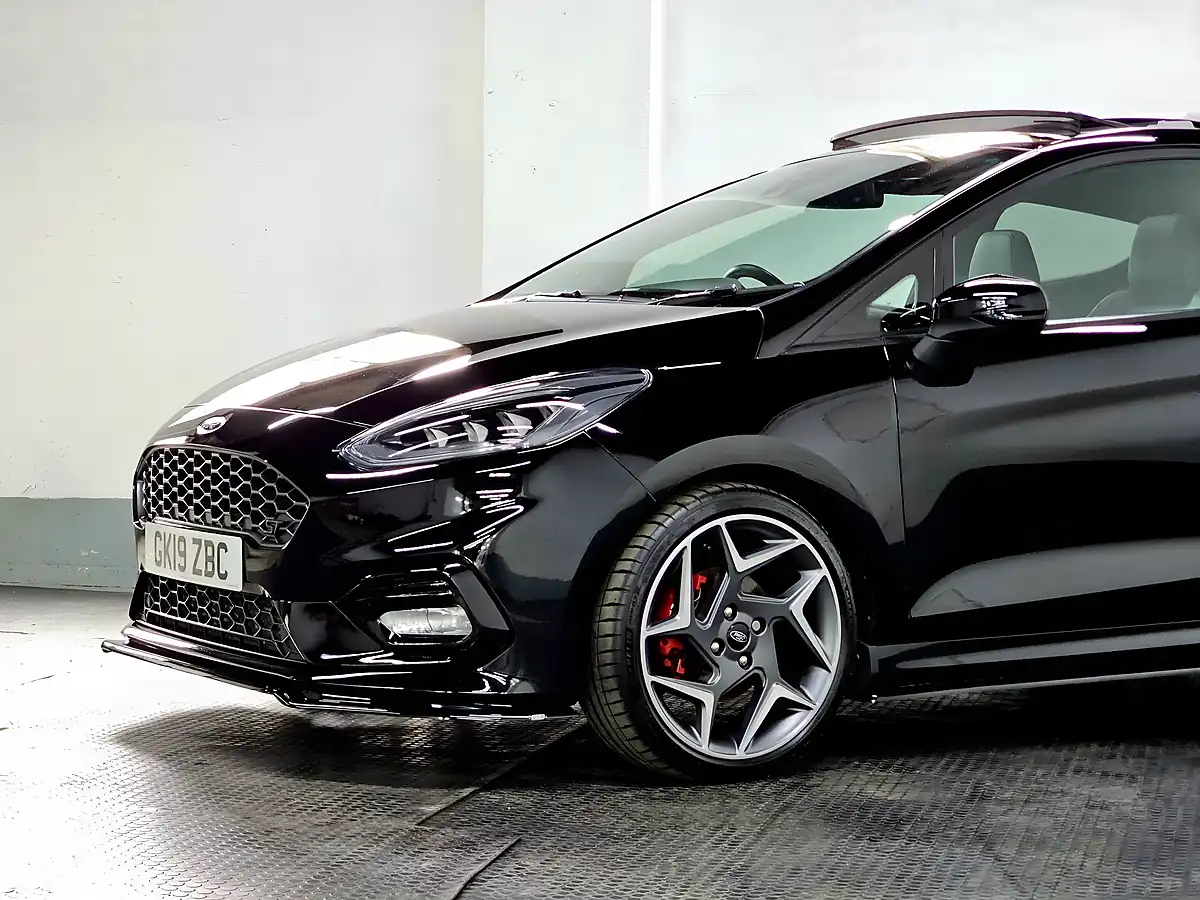 Used 2019 Ford Fiesta ST-3 Shadow Black - Interior and Exterior details 17