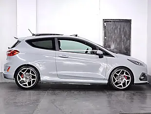Used 2019 Ford Fiesta ST-3 Silver Fox - Interior and Exterior details 5