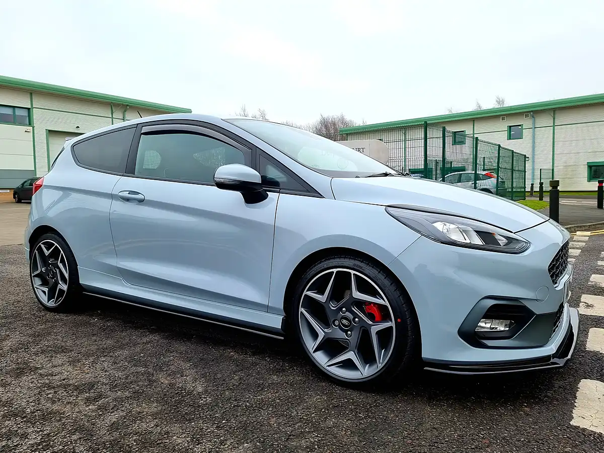 Used 2019 Ford Fiesta ST-3 Silver Fox - Interior and Exterior details 17
