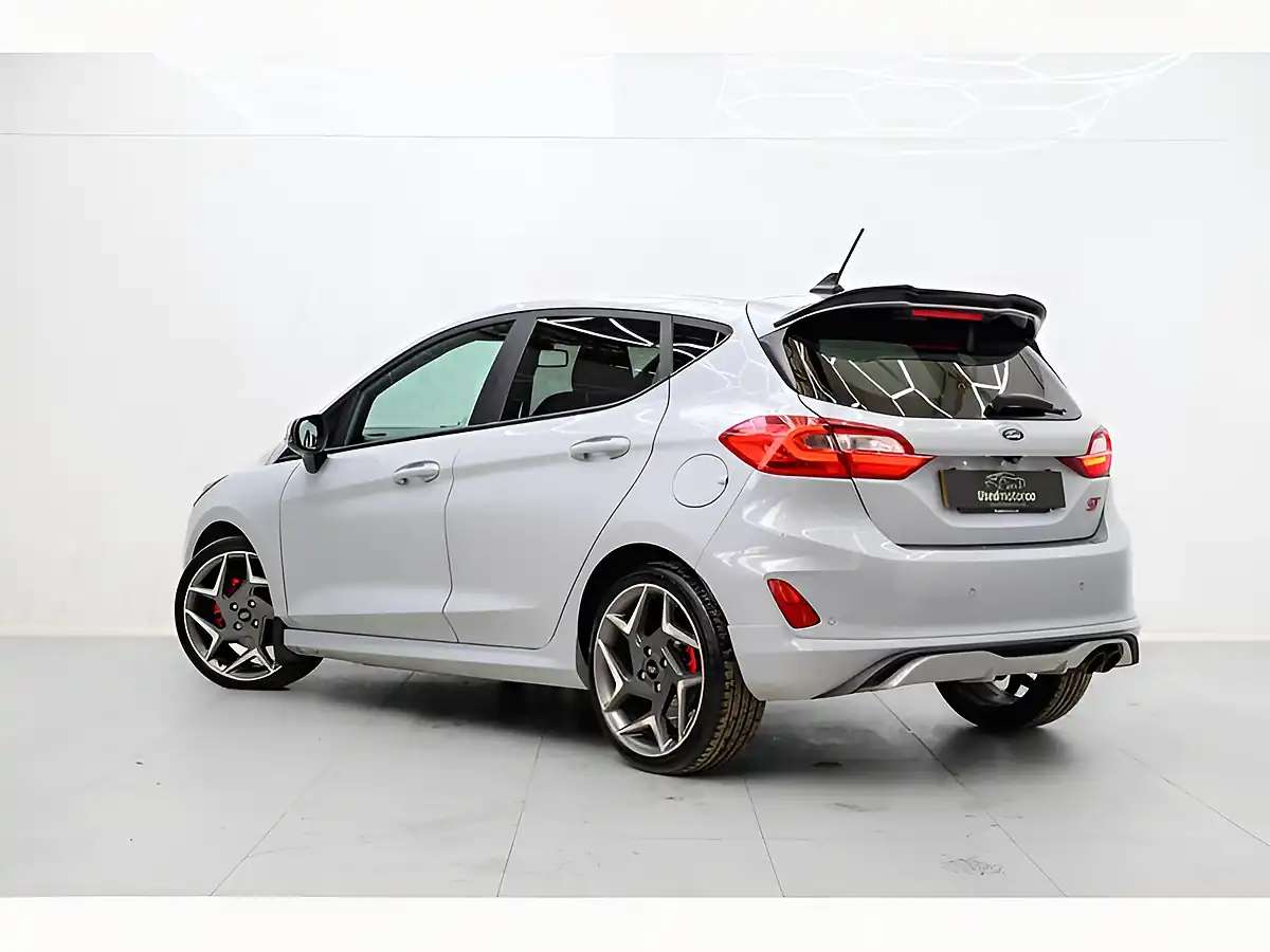 Used 2019 Ford Fiesta ST-3 Silver - Interior and Exterior details 11