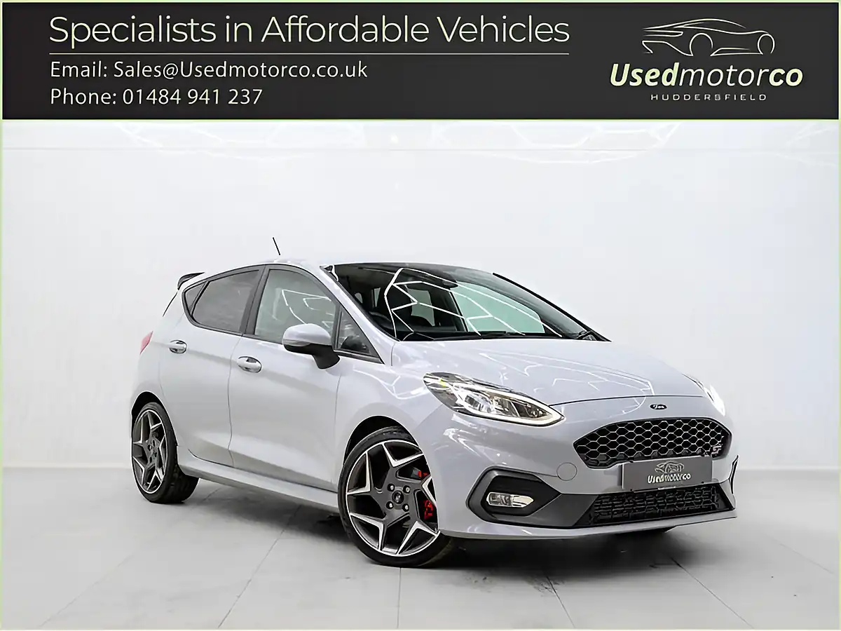 Used 2019 Ford Fiesta ST-3 Silver - Interior and Exterior details 2