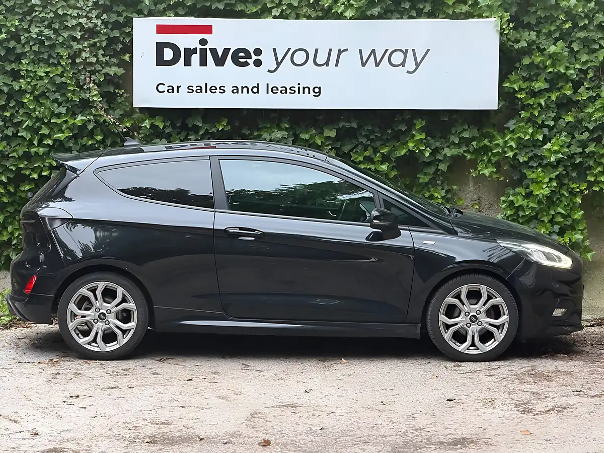 Used 2019 Ford Fiesta ST-Line Black - Interior and Exterior details 5