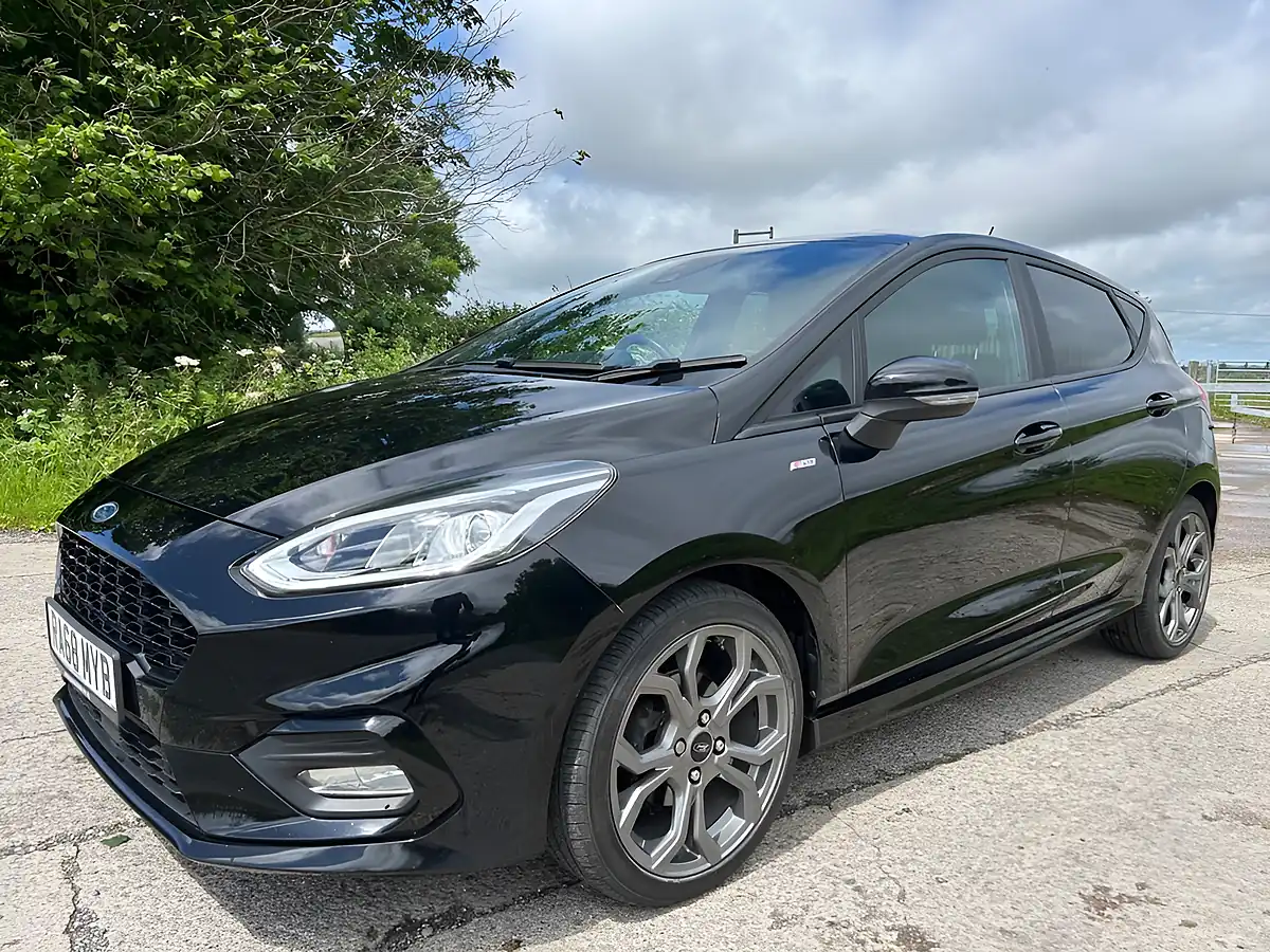 Used 2019 Ford Fiesta ST-Line Black - Interior and Exterior details 8