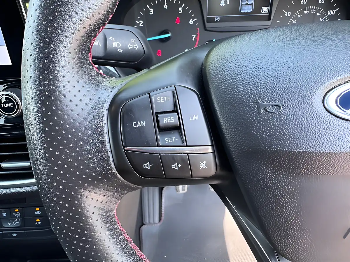Used 2019 Ford Fiesta ST-Line Black - Interior and Exterior details 18