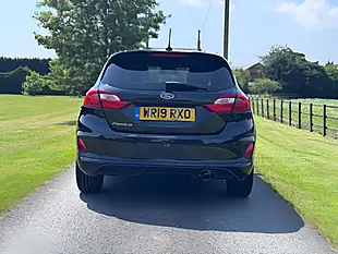 Used 2019 Ford Fiesta ST-Line Black - Interior and Exterior details 5