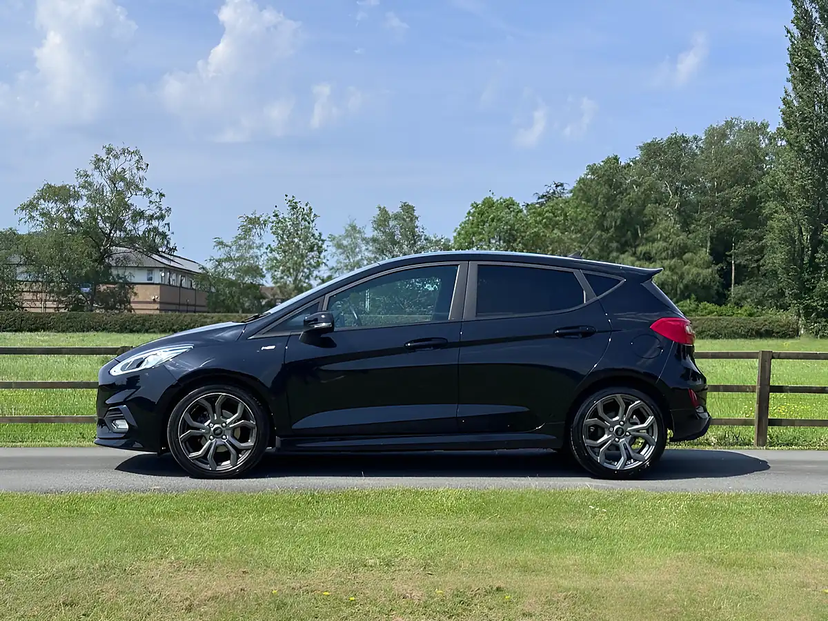 Used 2019 Ford Fiesta ST-Line Black - Interior and Exterior details 7
